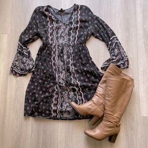 Geometric Bell-Sleeve Boho Peasant Dress - Plus Suzanne Betro XL